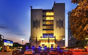 Golden Tulip New Delhi - Hari Nagar